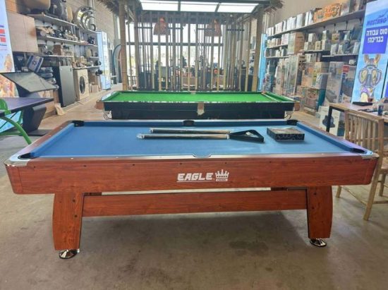 שולחן ביליארד 7 פיט CROWN EAGLE בעיצוב קלאסי