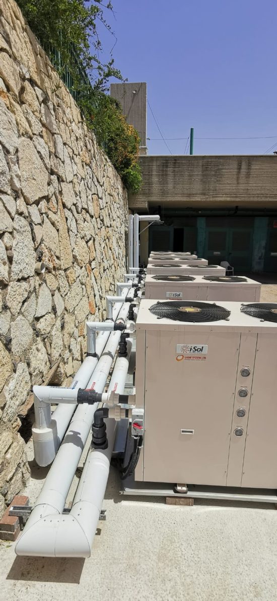 חימום בריכה ציבורית I-SOL